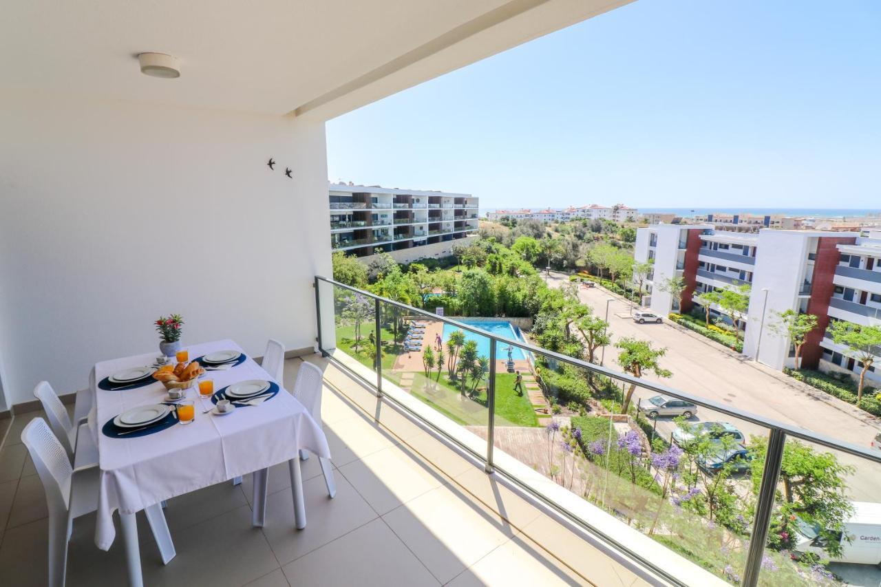 Mc Suites Lagos With Pool And Sea View Dış mekan fotoğraf